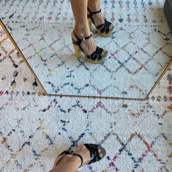 FLOGG Rainbow Platform Sandal in Black Patent Size 8 - NIB - Picture 10 of 15